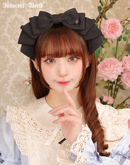 大人になったアリスカチューシャ