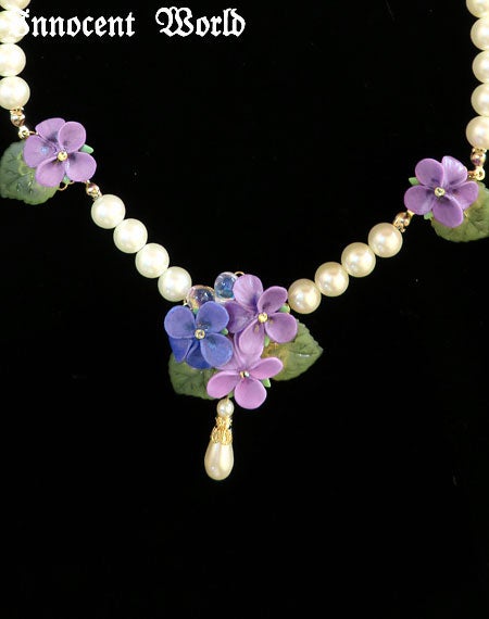 乙女のすみれネックレス