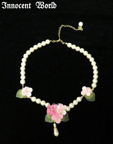 乙女のすみれネックレス