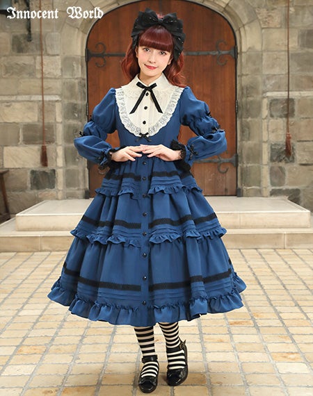 大人になったアリスドレス