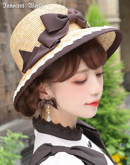 Classy Ribbonイヤリングとピアス