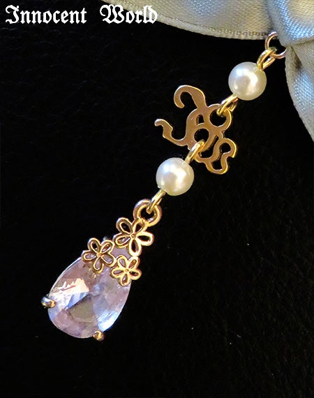 Classy Ribbonイヤリングとピアス