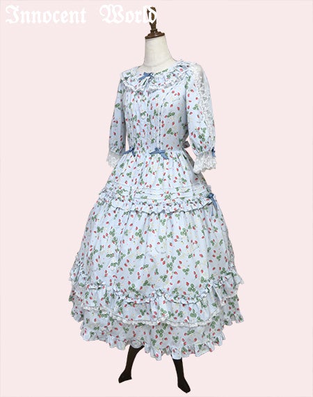 ロイヤルストロベリースカラップドレス