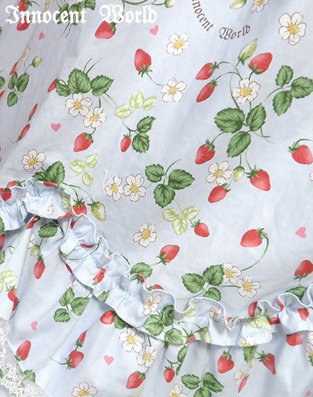 ロイヤルストロベリースカラップドレス