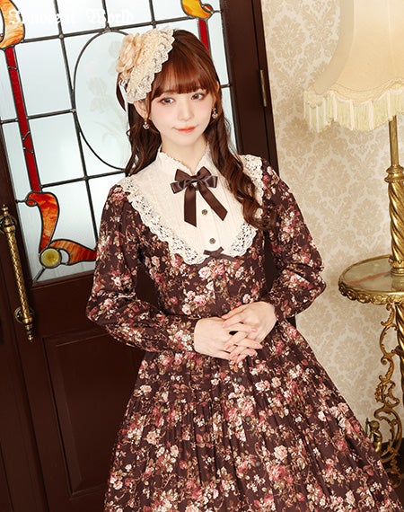 ロココ調スタンドカラー薔薇柄ワンピース