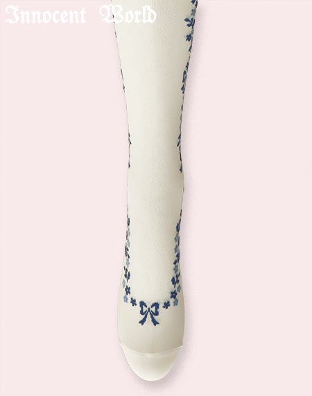 小さな花とリボンのオーバーニー