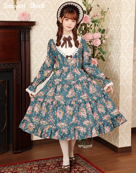 薔薇と苺のティアードワンピース