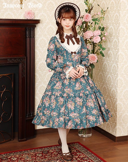 薔薇と苺のティアードワンピース