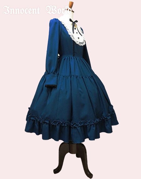 大人になったアリスワンピース