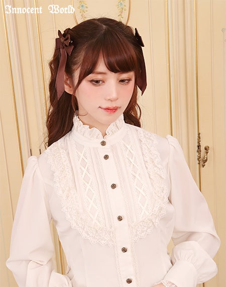 ルーシーブラウス