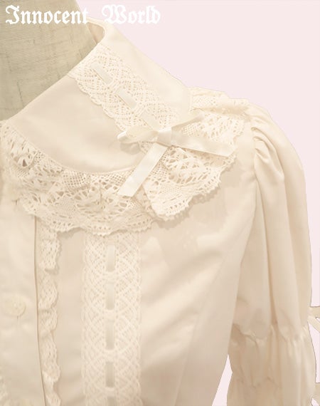 クラシカルリボンブラウス