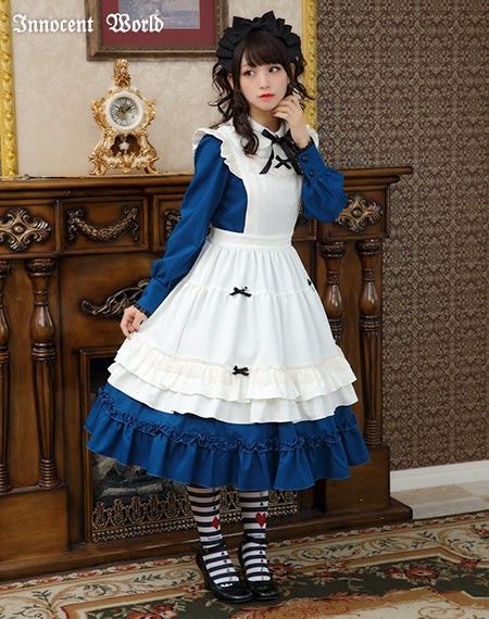 大人になったアリスエプロン