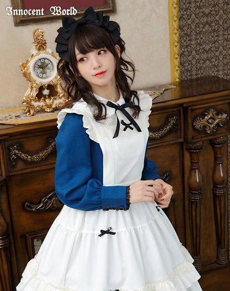 大人になったアリスエプロン