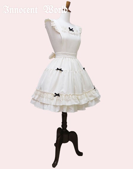 大人になったアリスエプロン