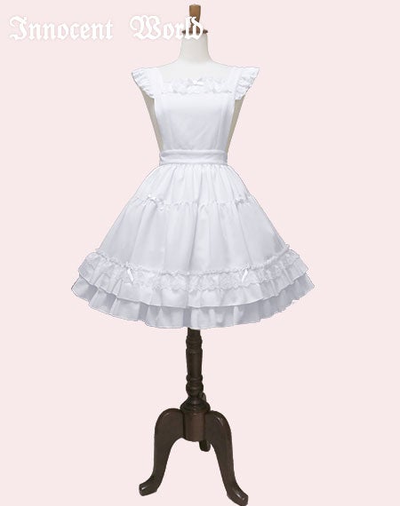 大人になったアリスエプロン