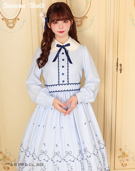 ピーターラビットTM刺繍ワンピース