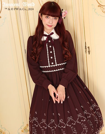 ピーターラビットTM刺繍ワンピース