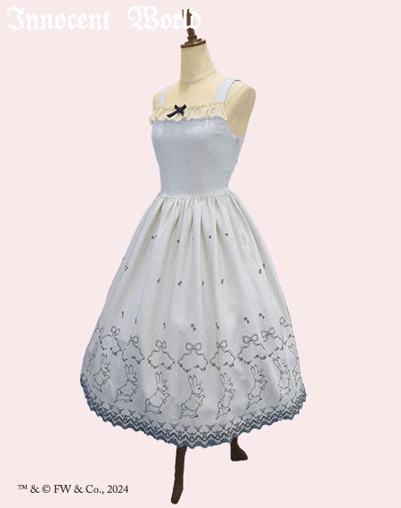 ピーターラビットTM刺繍ジャンパースカート