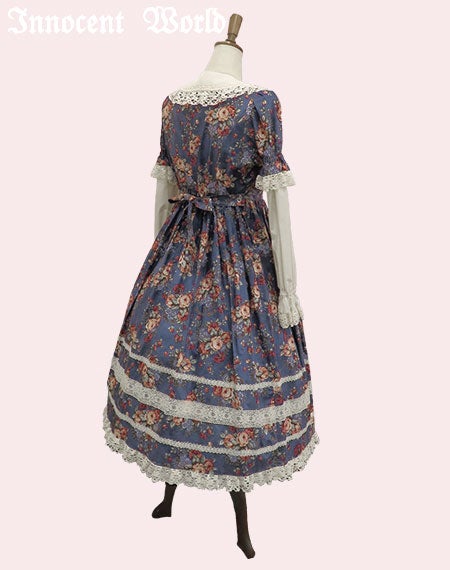 薔薇と苺のドールワンピース