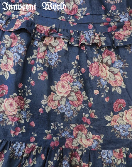 薔薇と苺のドールワンピース