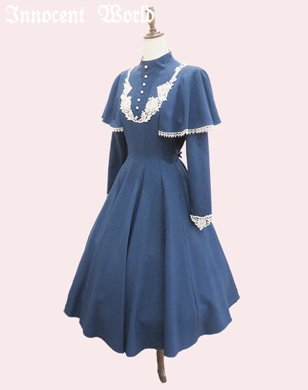 聖なる薔薇のケープワンピース