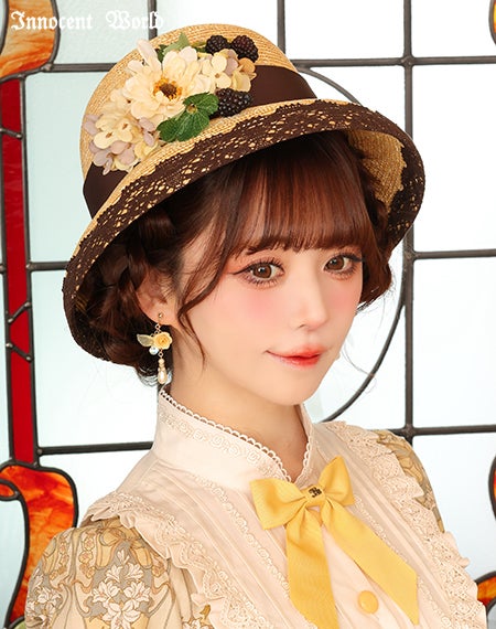 コサージュ付カサブランカハット