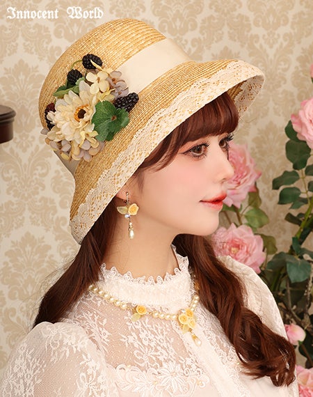 コサージュ付カサブランカハット