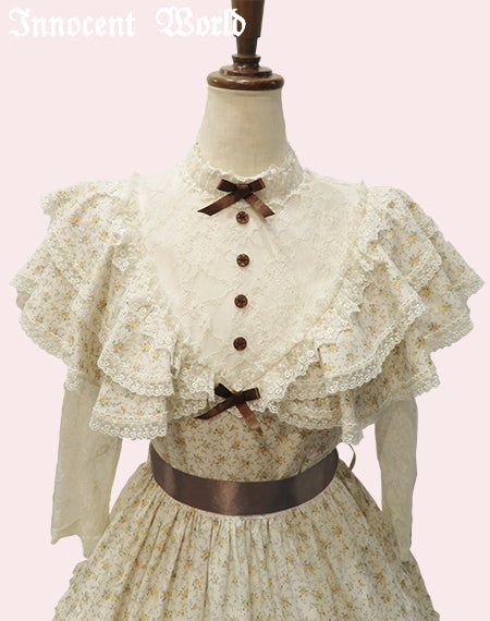 小さなブーケのショール風ワンピース