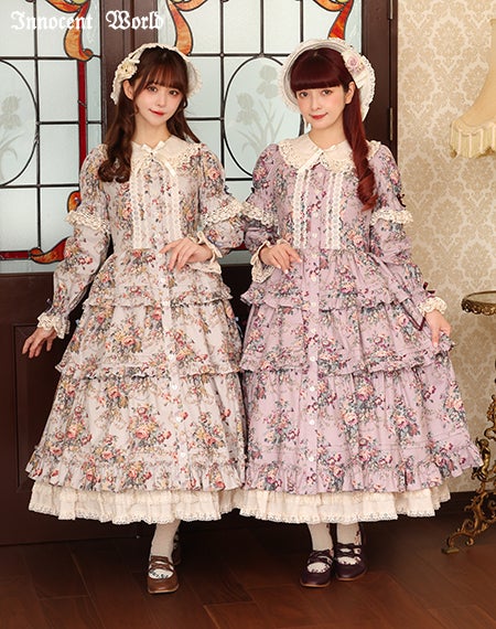 華麗な薔薇のロココドレス