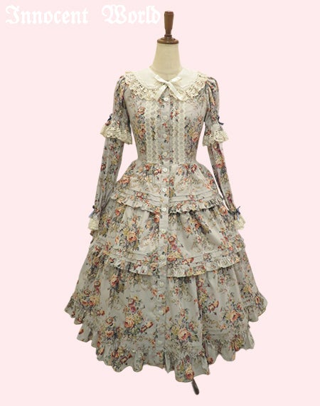 華麗な薔薇のロココドレス