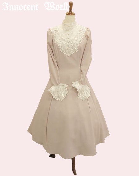 古城の貴婦人ワンピース