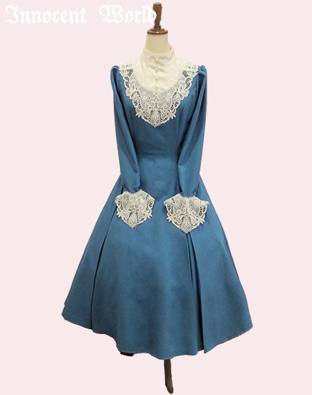 古城の貴婦人ワンピース