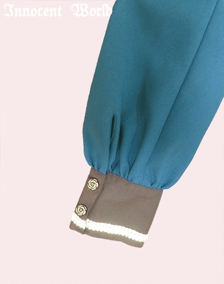 フルールバッスルドレス