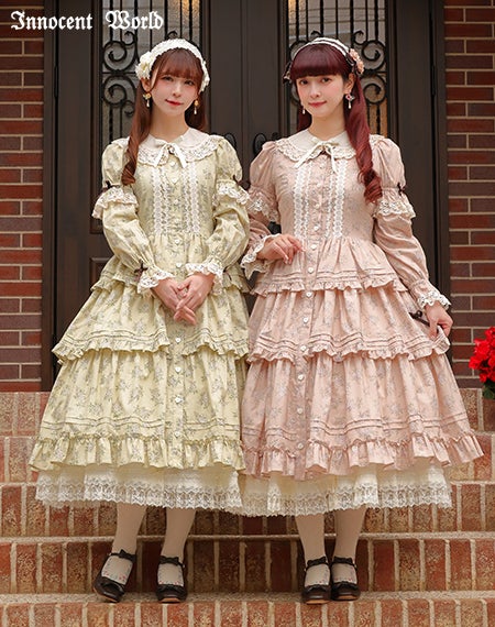 小さなお花のドールドレス