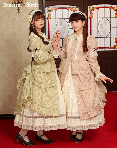 小さなお花のドールドレス