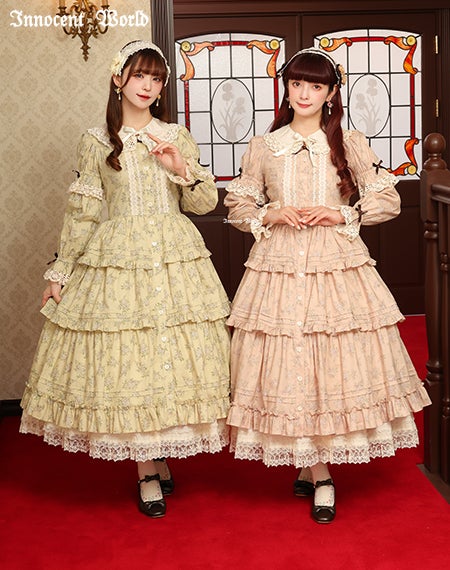 小さなお花のドールドレス