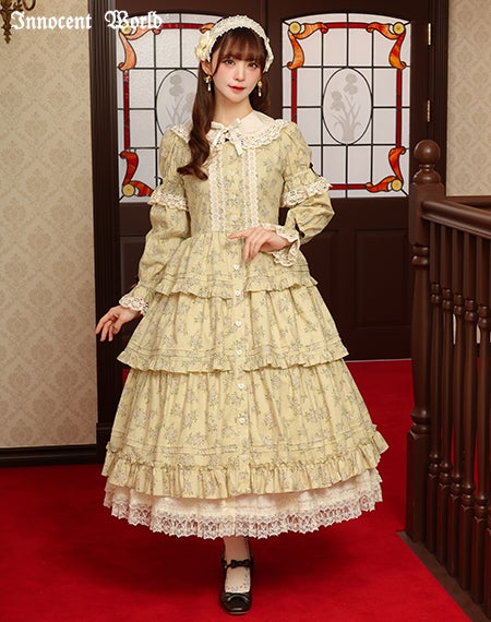 小さなお花のドールドレス