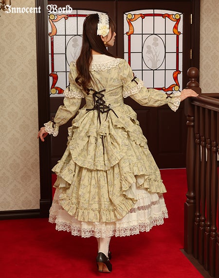 小さなお花のドールドレス