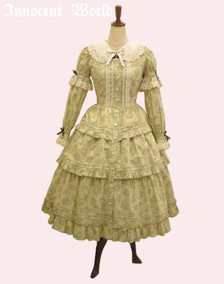 小さなお花のドールドレス