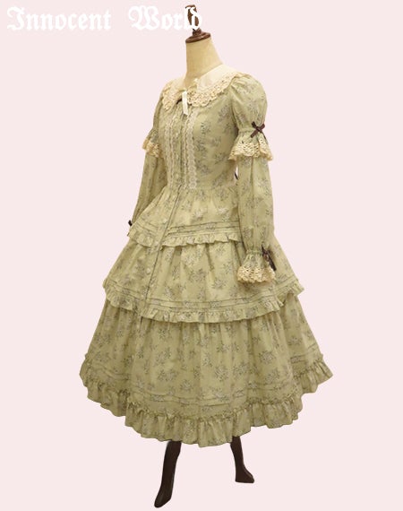 小さなお花のドールドレス