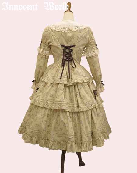 小さなお花のドールドレス