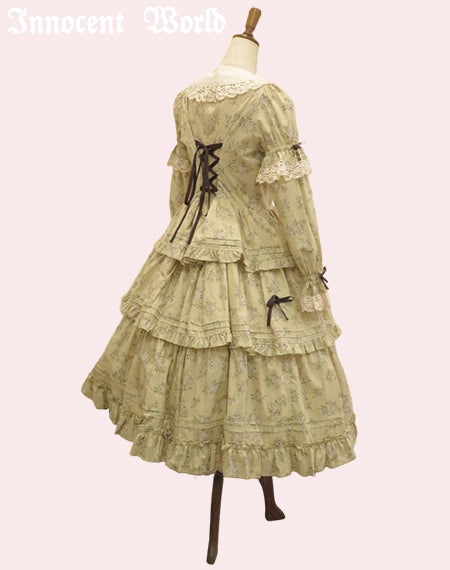 小さなお花のドールドレス