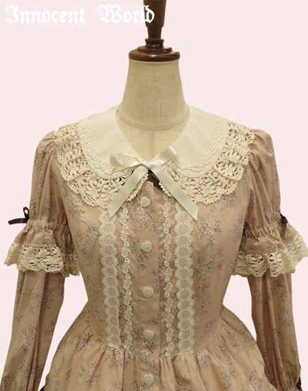 小さなお花のドールドレス