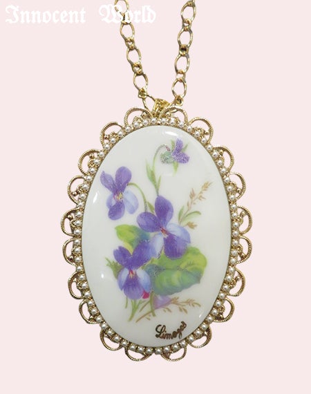 すみれのリモージュネックレス