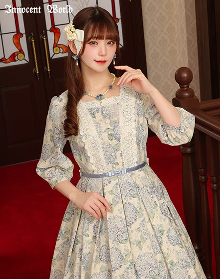 優しいお色のあじさいワンピース