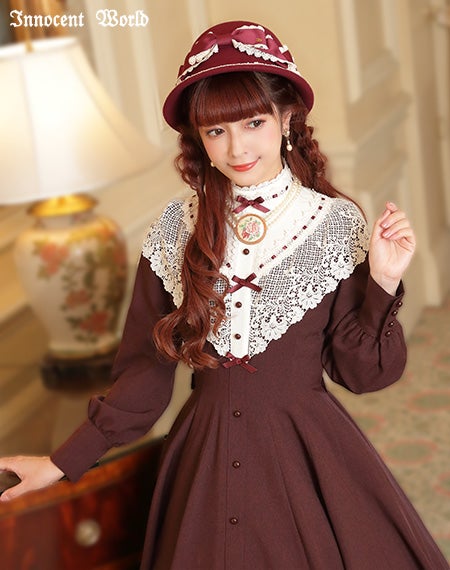 白百合ワンピース