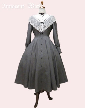 白百合ワンピース