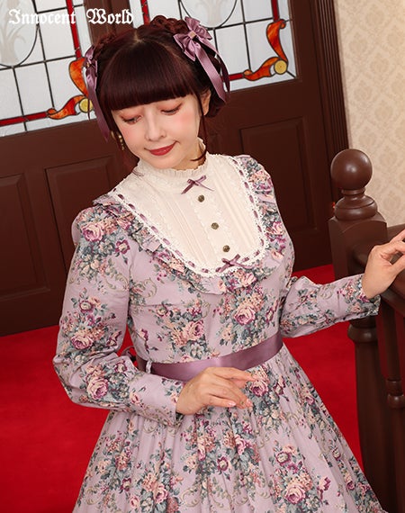 優美なる薔薇のリボンワンピース